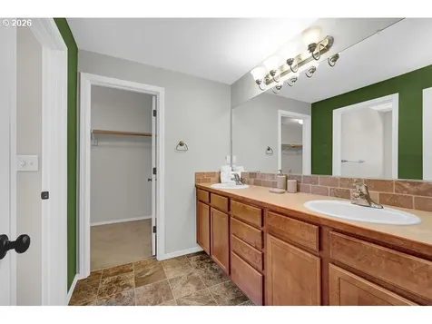 24969 Perkins Road Veneta OR 97487