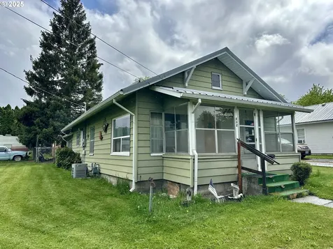 808 F Avenue La Grande OR 97850