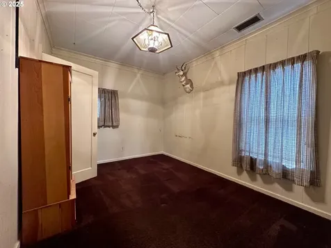 808 F Avenue La Grande OR 97850