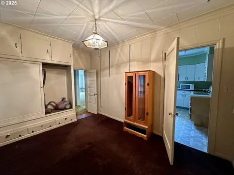808 F Avenue La Grande OR 97850
