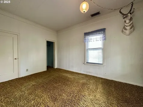 808 F Avenue La Grande OR 97850