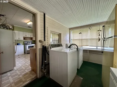 808 F Avenue La Grande OR 97850