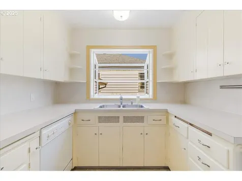 2327 SE 60th Avenue Portland OR 97215