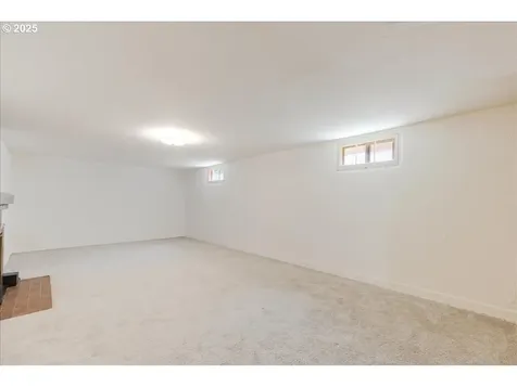 2327 SE 60th Avenue Portland OR 97215