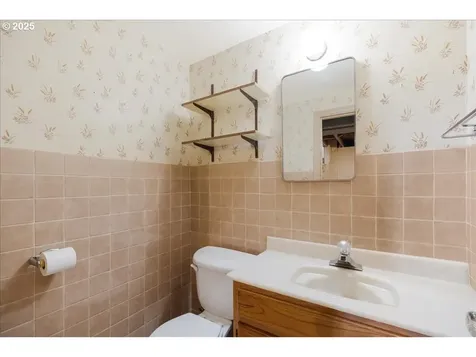 2327 SE 60th Avenue Portland OR 97215