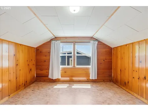 2327 SE 60th Avenue Portland OR 97215