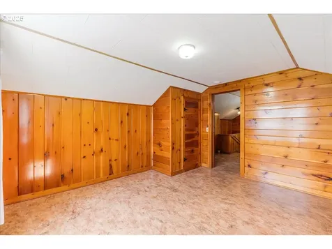 2327 SE 60th Avenue Portland OR 97215