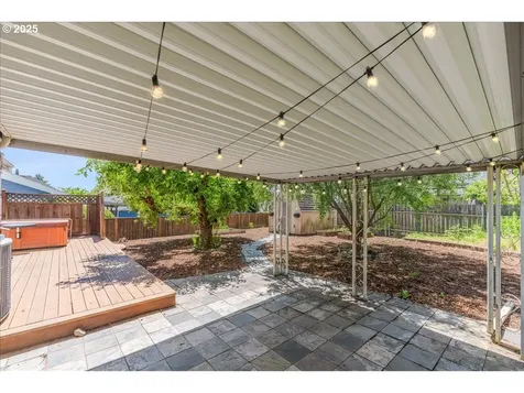 2327 SE 60th Avenue Portland OR 97215