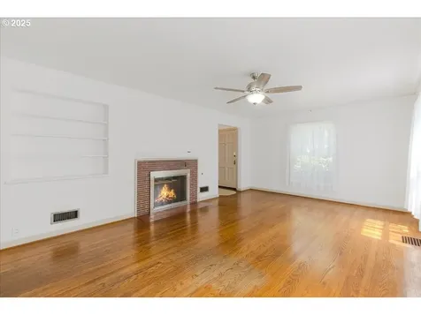2327 SE 60th Avenue Portland OR 97215