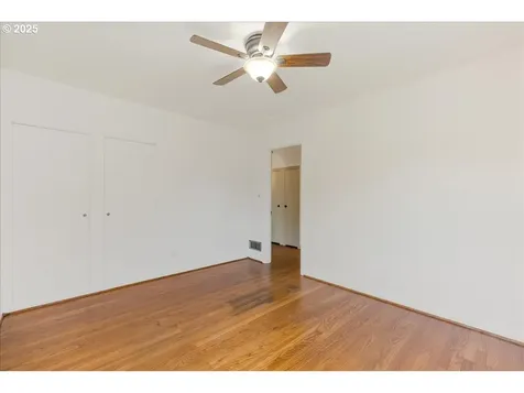 2327 SE 60th Avenue Portland OR 97215