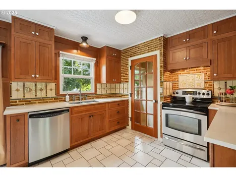17157 S Bradley Road Oregon City OR 97045