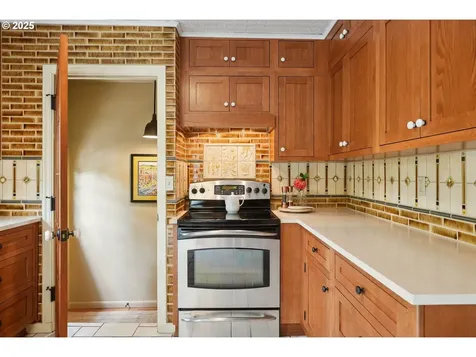 17157 S Bradley Road Oregon City OR 97045