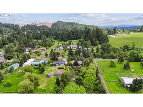 17157 S Bradley Road Oregon City OR 97045