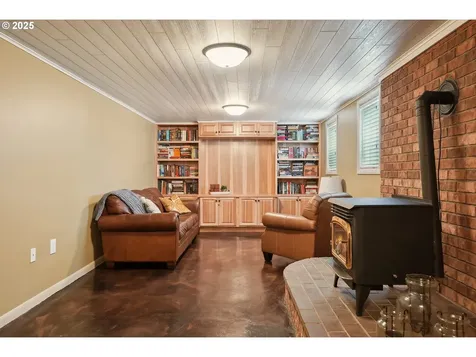 17157 S Bradley Road Oregon City OR 97045