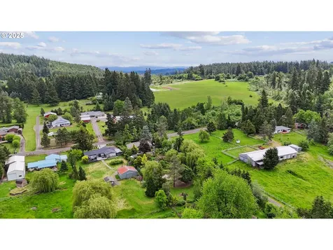 17157 S Bradley Road Oregon City OR 97045