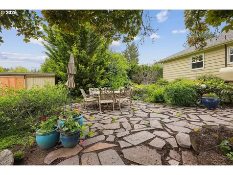 17157 S Bradley Road Oregon City OR 97045