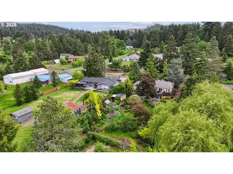 17157 S Bradley Road Oregon City OR 97045