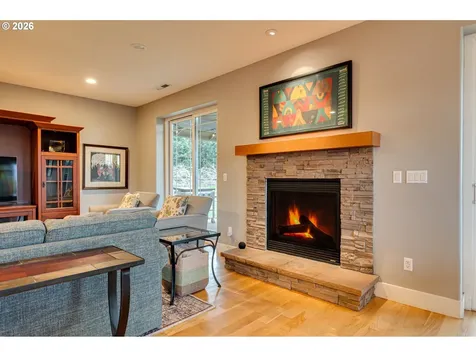 37201 NW 29th Avenue La Center WA 98629