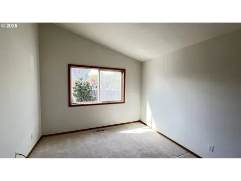 1339 N Parkside Lane Newberg OR 97132