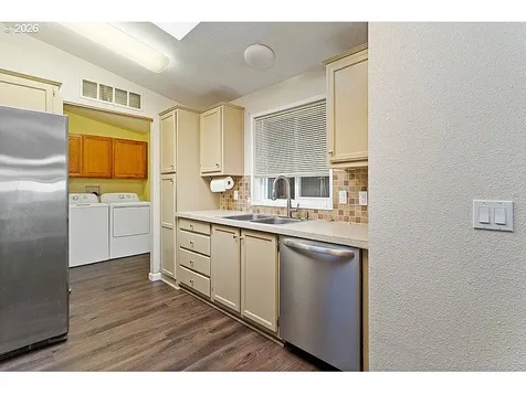 774 SW Sunset Way Troutdale OR 97060
