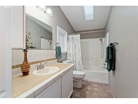 774 SW Sunset Way Troutdale OR 97060