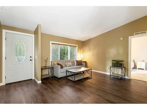 774 SW Sunset Way Troutdale OR 97060