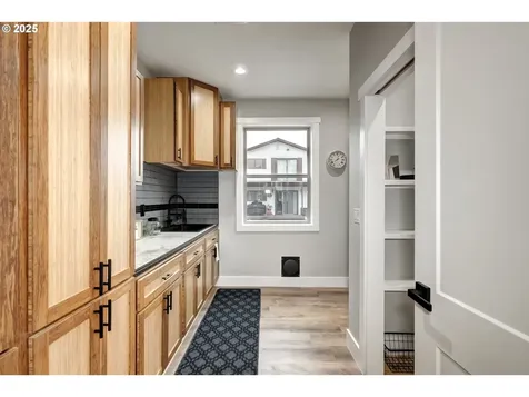 18989 NE Marine Drive Portland OR 97230