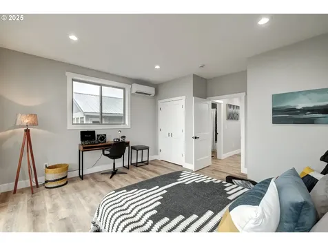 18989 NE Marine Drive Portland OR 97230