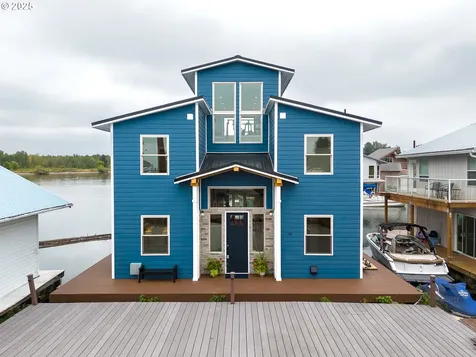 18989 NE Marine Drive Portland OR 97230
