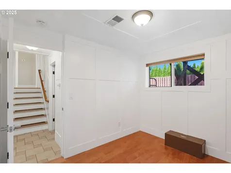 17909 NE Everett Court Portland OR 97230
