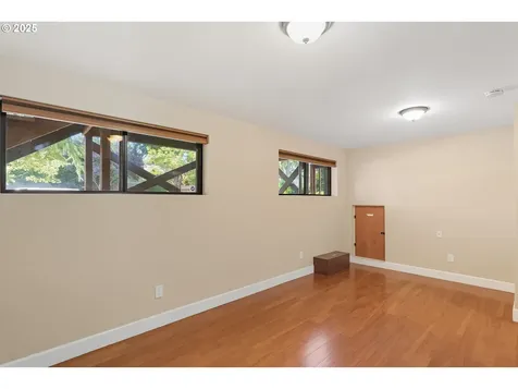17909 NE Everett Court Portland OR 97230