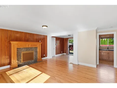 17909 NE Everett Court Portland OR 97230