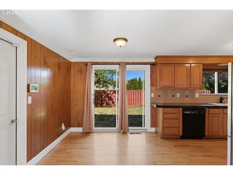 17909 NE Everett Court Portland OR 97230