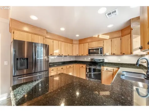 272 Schloeman Lane Glide OR 97443