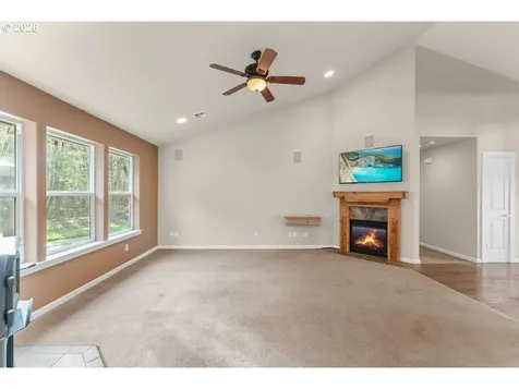 272 Schloeman Lane Glide OR 97443