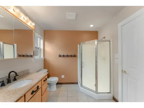 272 Schloeman Lane Glide OR 97443