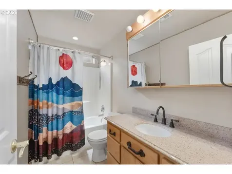 272 Schloeman Lane Glide OR 97443