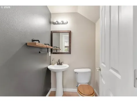 272 Schloeman Lane Glide OR 97443