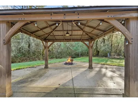 272 Schloeman Lane Glide OR 97443