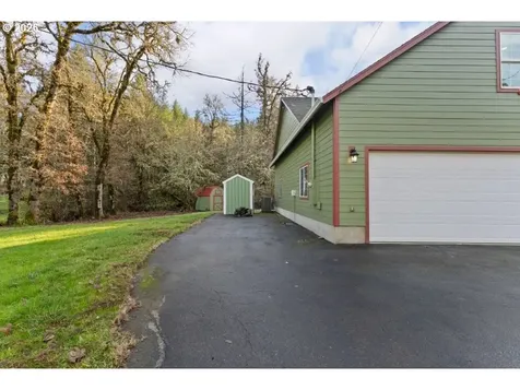272 Schloeman Lane Glide OR 97443
