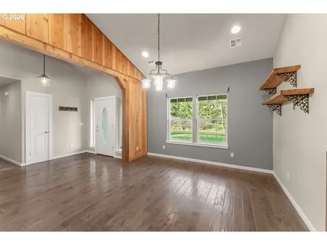272 Schloeman Lane Glide OR 97443