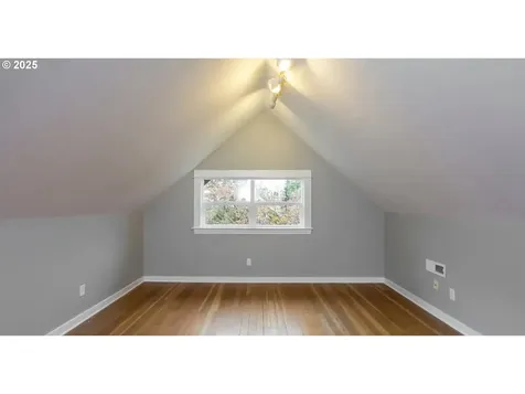 5036 NE 12th Avenue Portland OR 97211