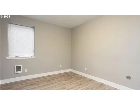 5036 NE 12th Avenue Portland OR 97211