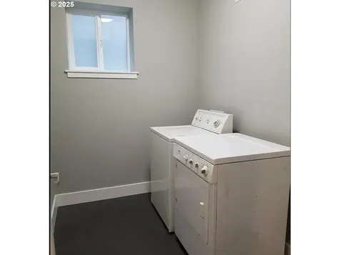 5036 NE 12th Avenue Portland OR 97211