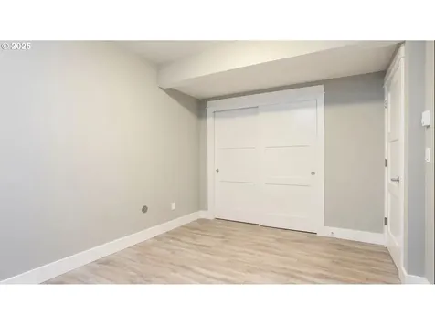 5036 NE 12th Avenue Portland OR 97211