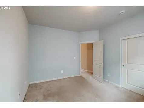 1026 Charlie Avenue Lebanon OR 97355
