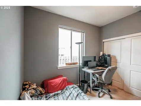 1026 Charlie Avenue Lebanon OR 97355