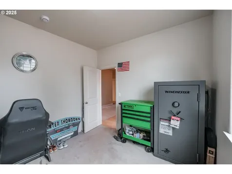 1026 Charlie Avenue Lebanon OR 97355