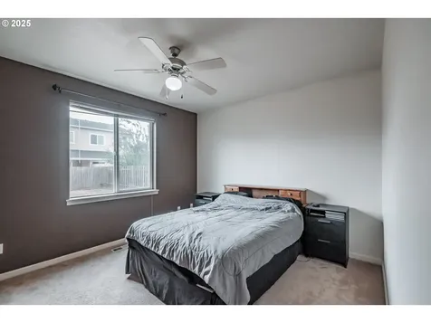 1026 Charlie Avenue Lebanon OR 97355