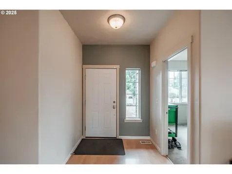1026 Charlie Avenue Lebanon OR 97355